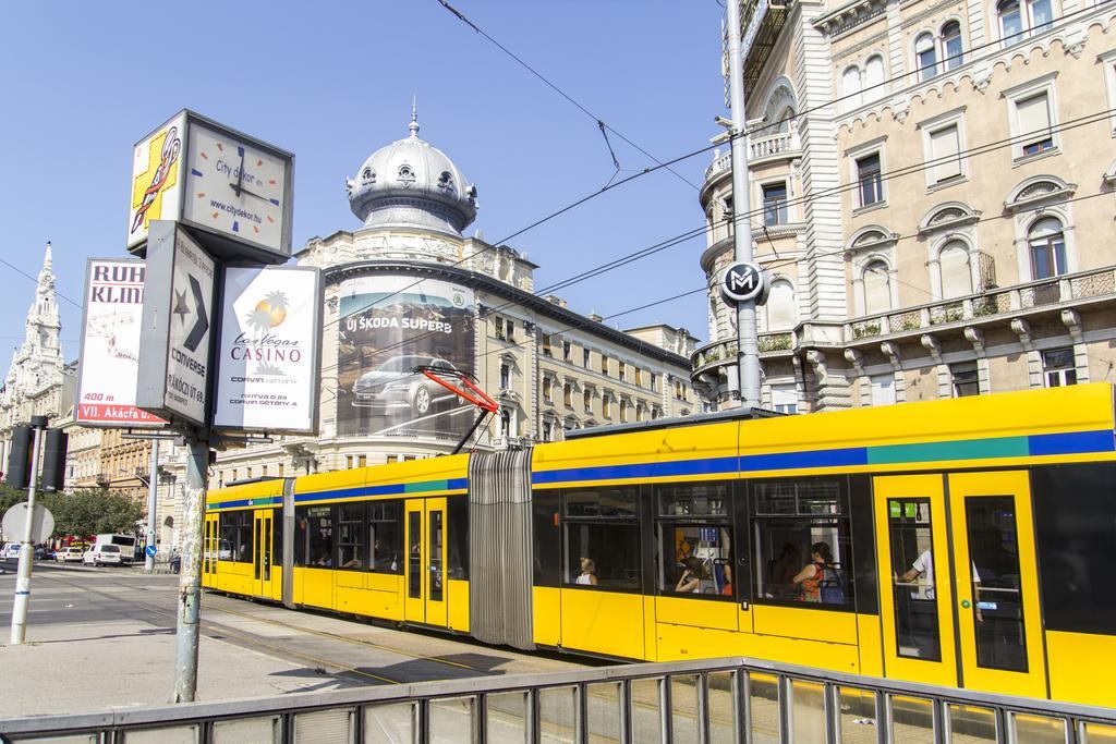 Authentic Budapest Apartment Rum bild